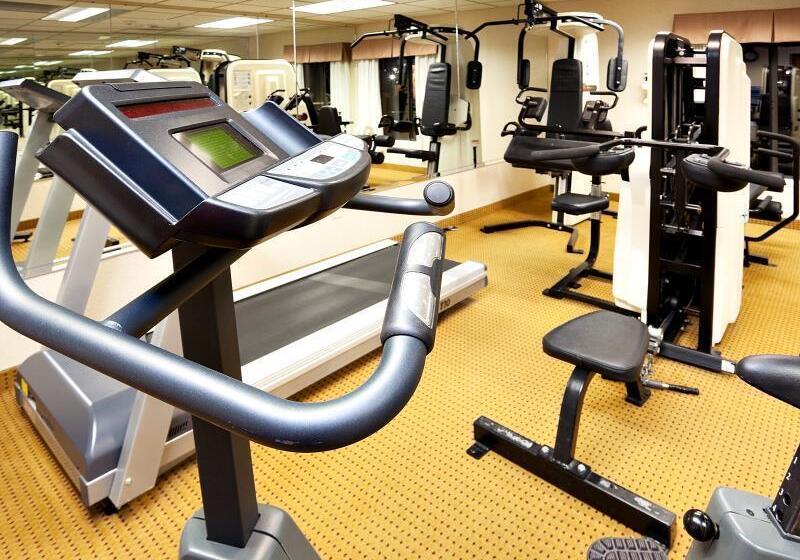 Hotel Holiday Inn Express & Suites Raleigh Durham Airport At Rtp, An Ihg