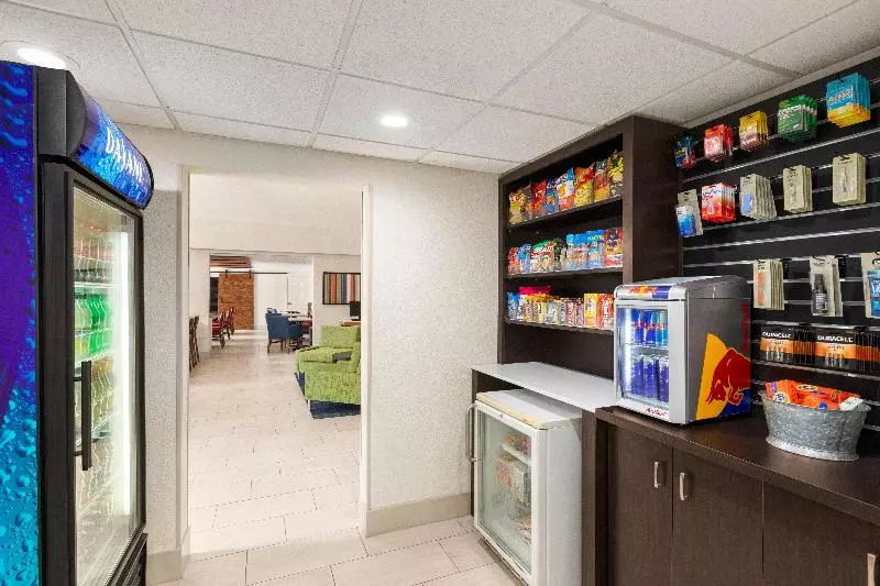 فندق Holiday Inn Express & Suites Sarasota East, An Ihg