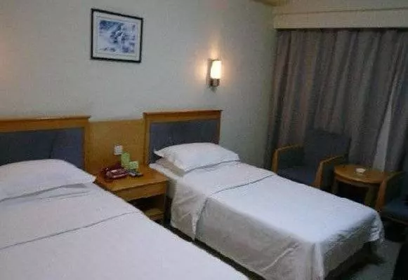 Отель International