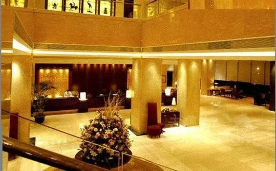 Отель International