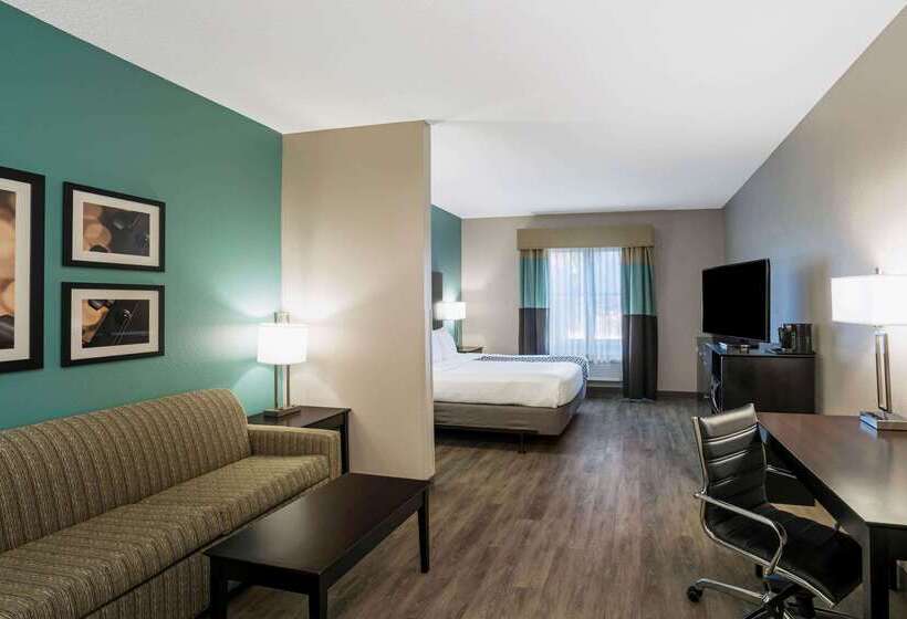 ホテル La Quinta By Wyndham Lebanon