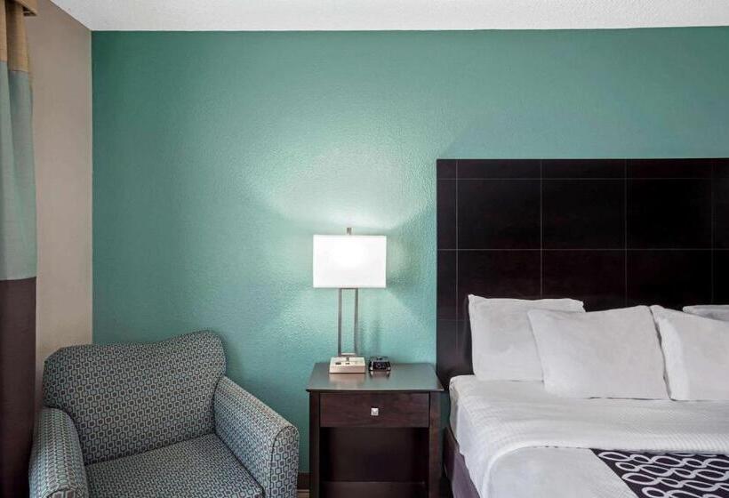 ホテル La Quinta By Wyndham Lebanon