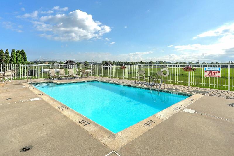 Szálloda Lancaster Inn & Suites