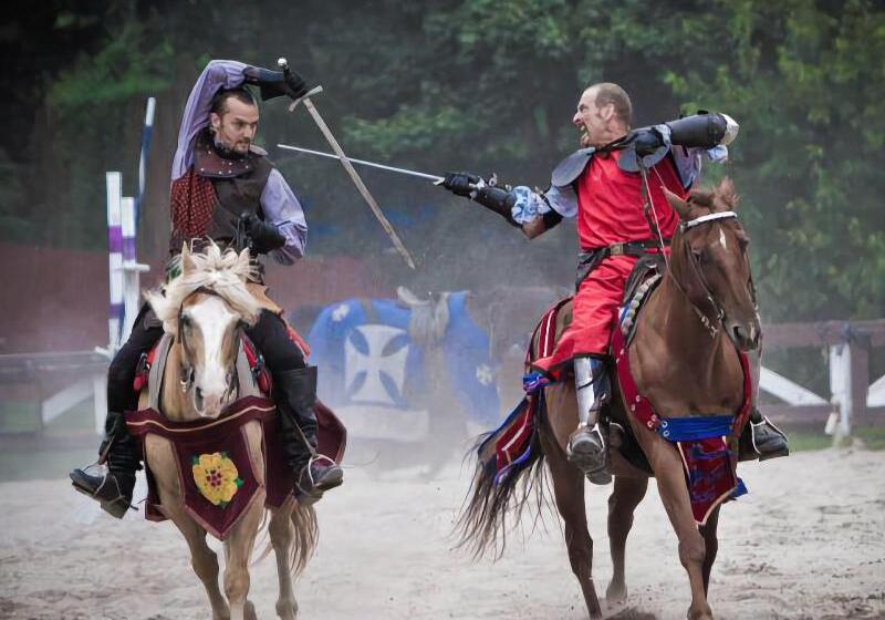 Szálloda Lancaster Inn & Suites