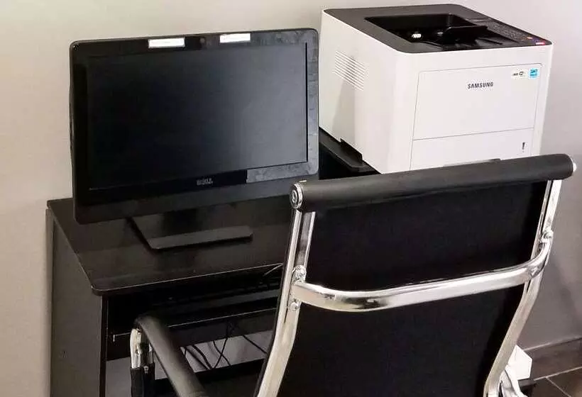 酒店 Quality Inn & Suites Cincinnati Sharonville