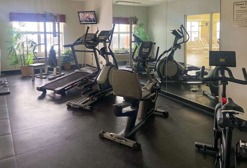 酒店 Quality Inn & Suites Cincinnati Sharonville