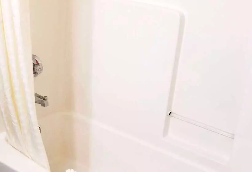 酒店 Quality Inn & Suites Cincinnati Sharonville