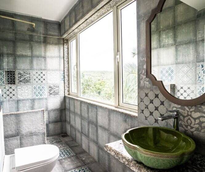 בית מלון כפרי Lillywoods Suites And Villas