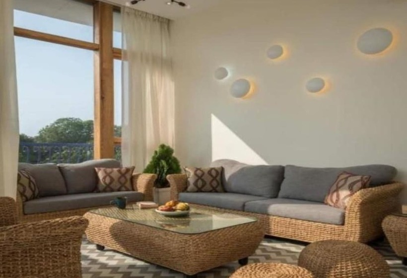 בית מלון כפרי Lillywoods Suites And Villas