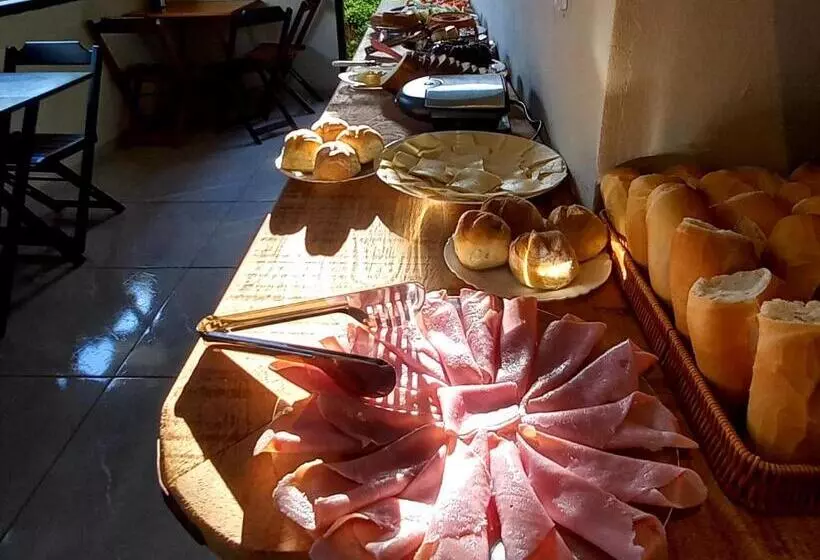 Majatalo Pousada Girar Do Sol