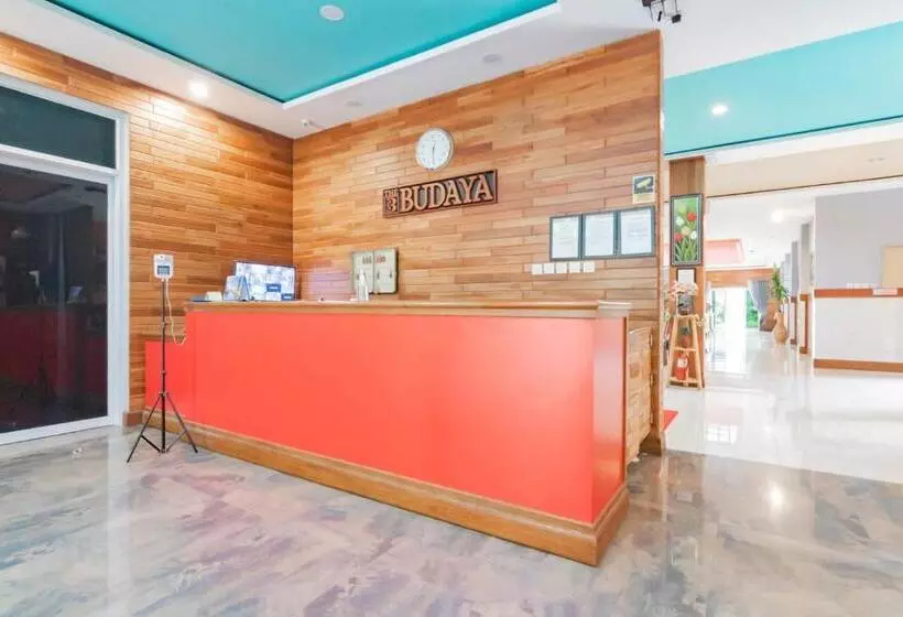 Sans Hotel Budaya Cirebon