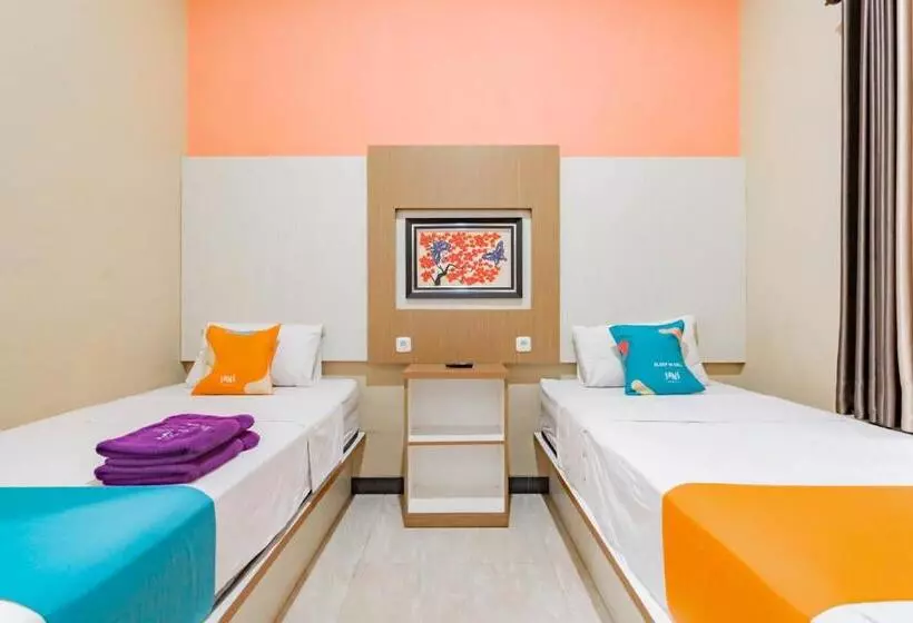 Sans Hotel Budaya Cirebon