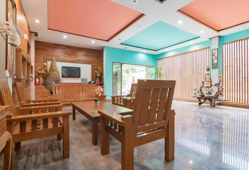 Sans Hotel Budaya Cirebon