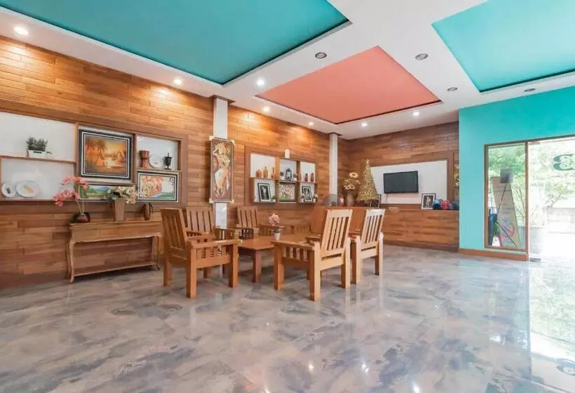 Sans Hotel Budaya Cirebon