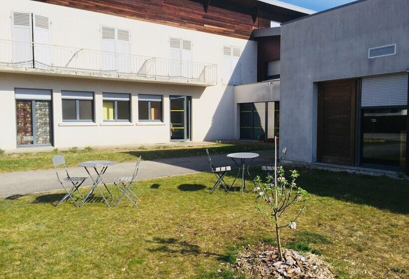 旅馆 Auberge De Jeunesse Hi Pontarlier