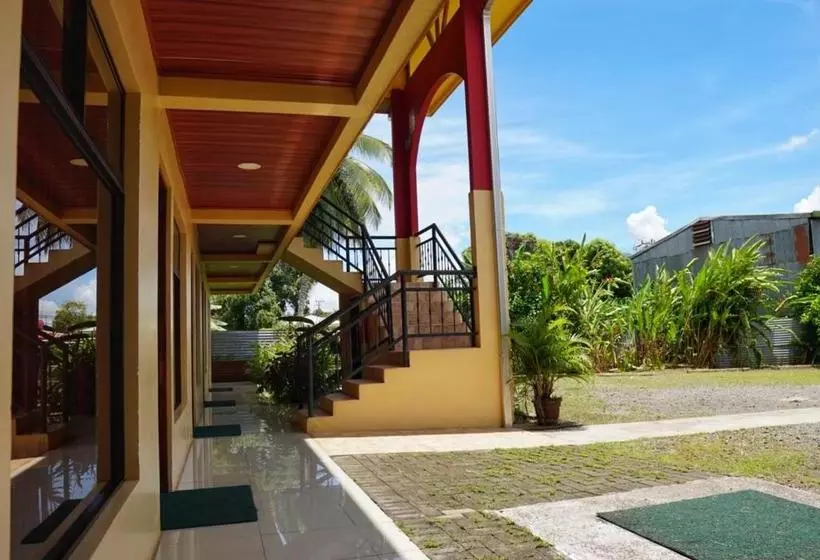 Hotelli Heliconia Los Chiles