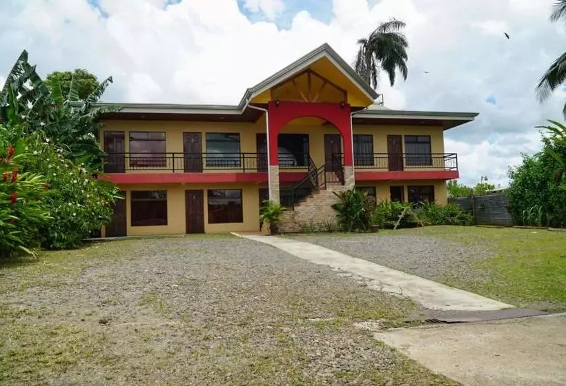 Hotelli Heliconia Los Chiles