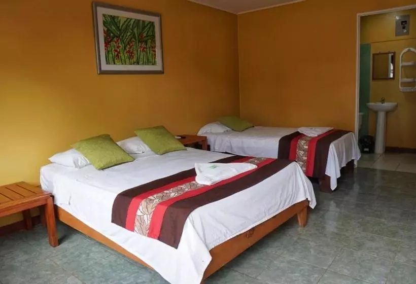 Hotelli Heliconia Los Chiles