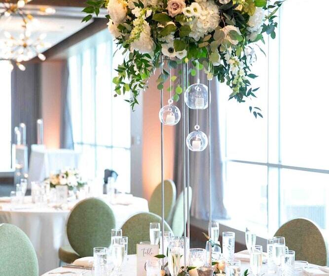 هتل Sable At Navy Pier Chicago, Curio Collection By Hilton