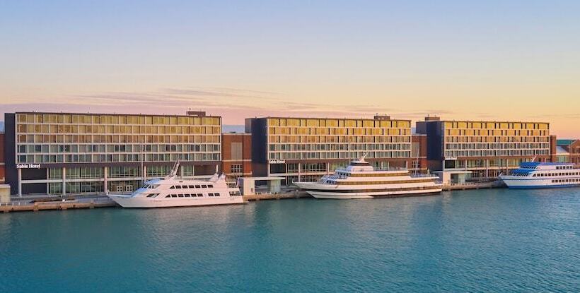هتل Sable At Navy Pier Chicago, Curio Collection By Hilton