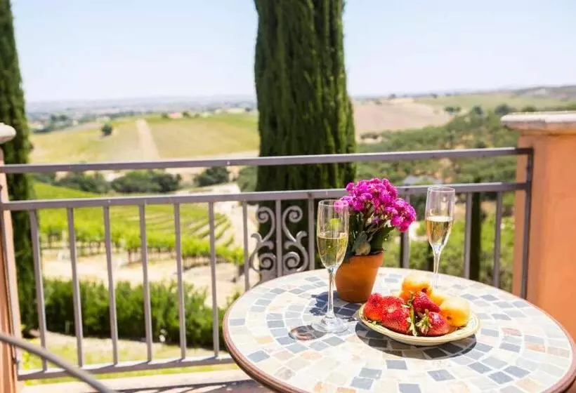 ペンション Aterno Vineyard, Guest House