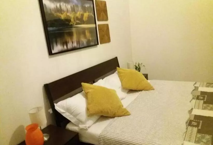 ペンション Near To Pisa Airport Guesthouse