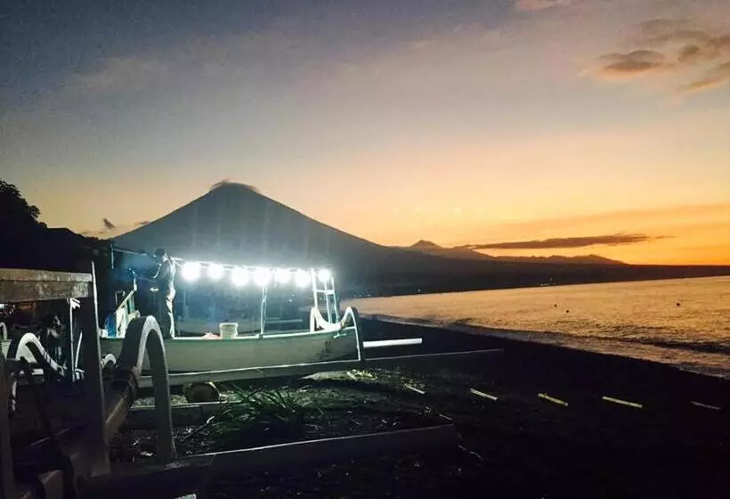 ユースホステル Agung Inn Amed