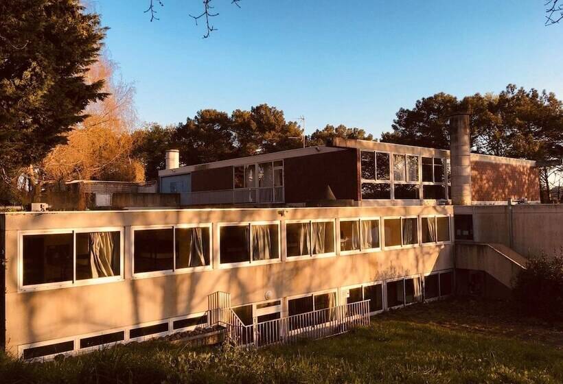 Hospedaria Auberge De Jeunesse Hi Lorient