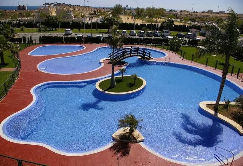 Hotelli Camping Lo Monte