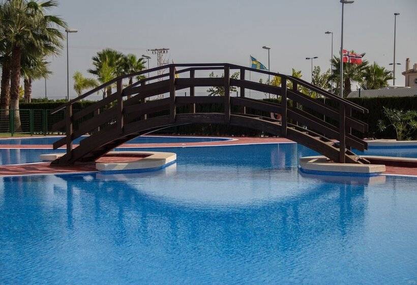 בית מלון כפרי Camping Lo Monte