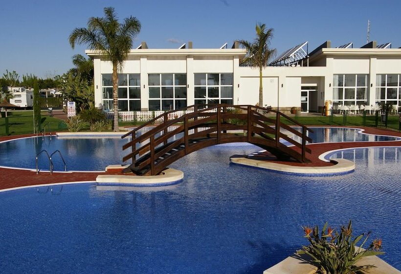 בית מלון כפרי Camping Lo Monte