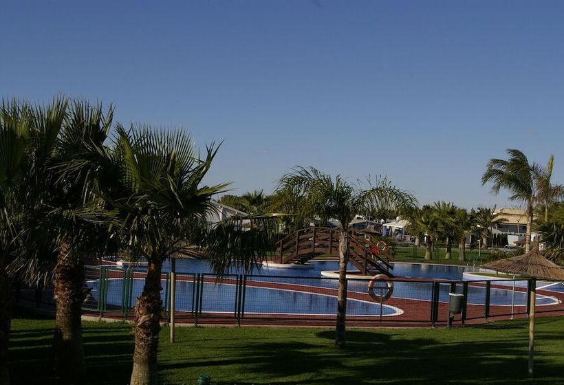 בית מלון כפרי Camping Lo Monte