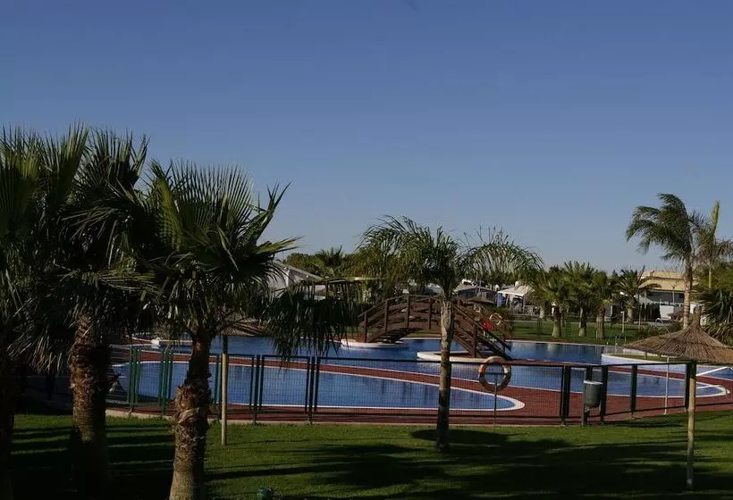 Hotelli Camping Lo Monte