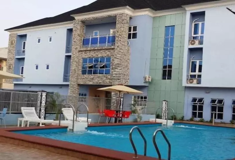 L Avalon Hotel And Suites