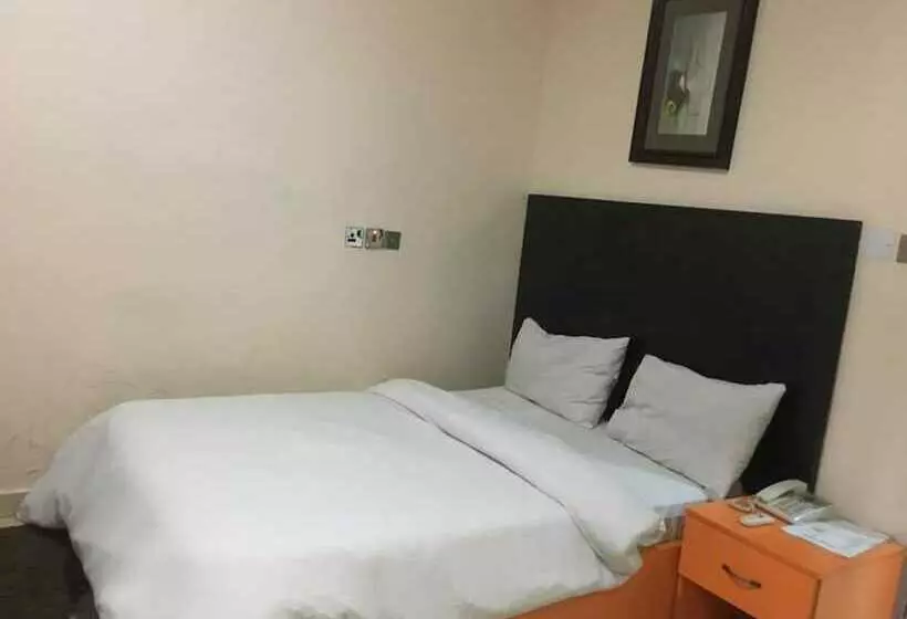 L Avalon Hotel And Suites