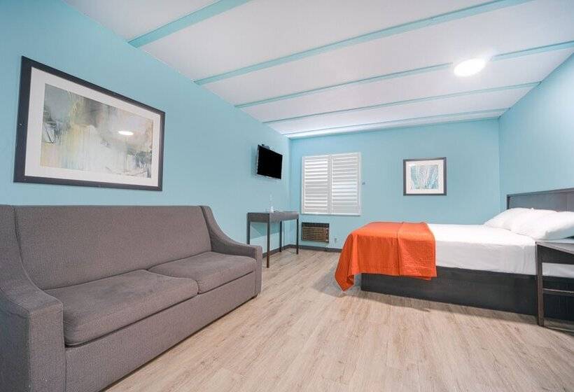 ホテル Rodeway Inn & Suites North Hollywood Burbank Airport   Universal Area