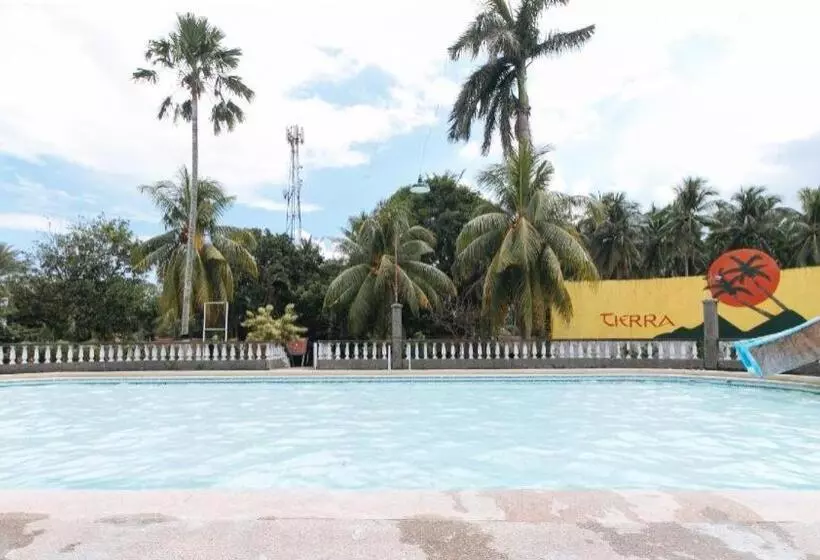 هتل Reddoorz @ Tierra De Oro Resort