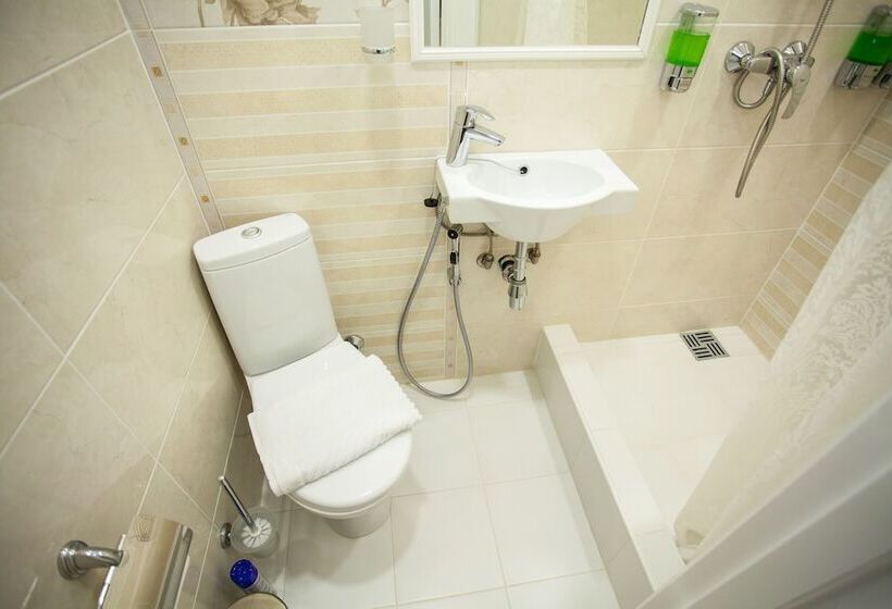 فندق Travelto Repina