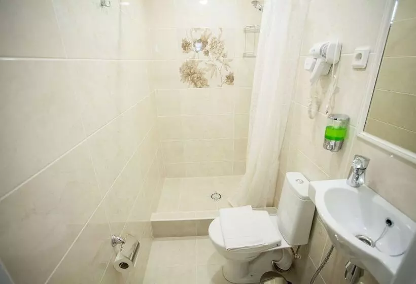 ホテル Travelto Repina