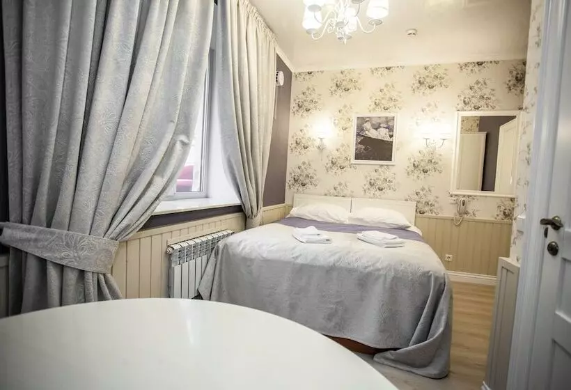 ホテル Travelto Repina