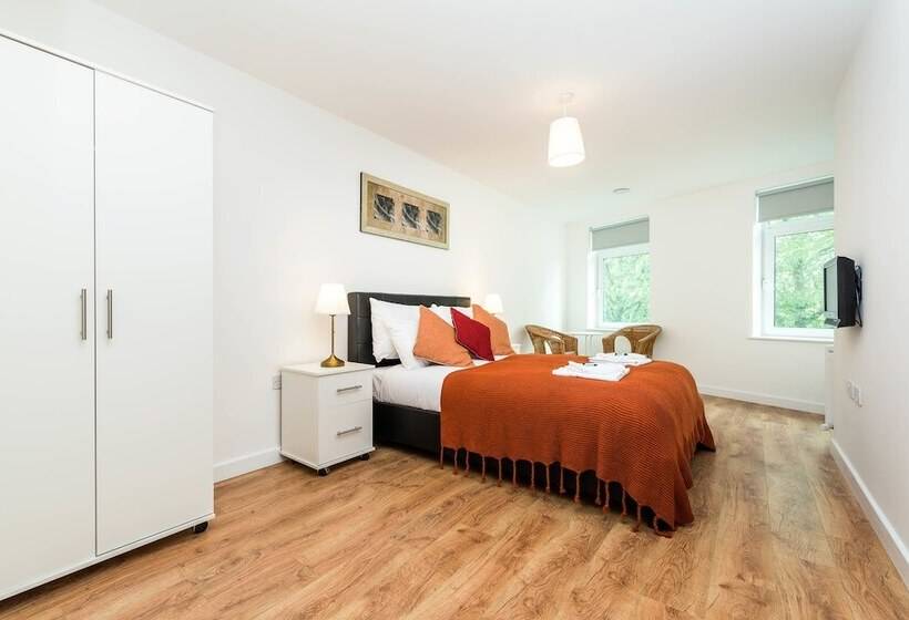 Pensione Greens End House