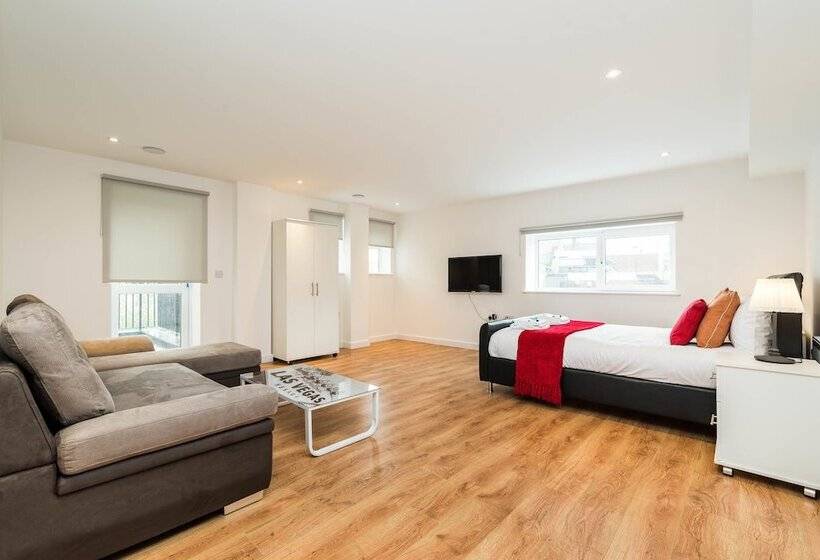 Pensione Greens End House