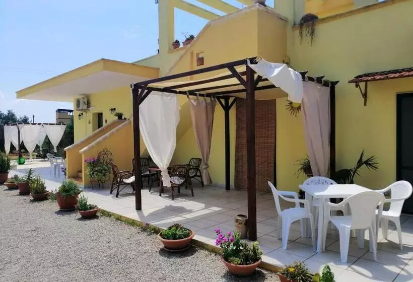 Aamiaismajoitus (B&B) Li Frasulli Mei