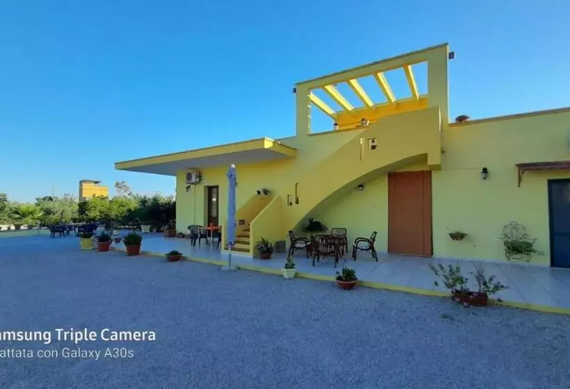 Aamiaismajoitus (B&B) Li Frasulli Mei