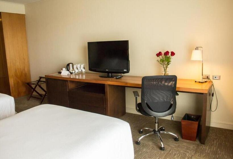 فندق Alto Del Sol Calama