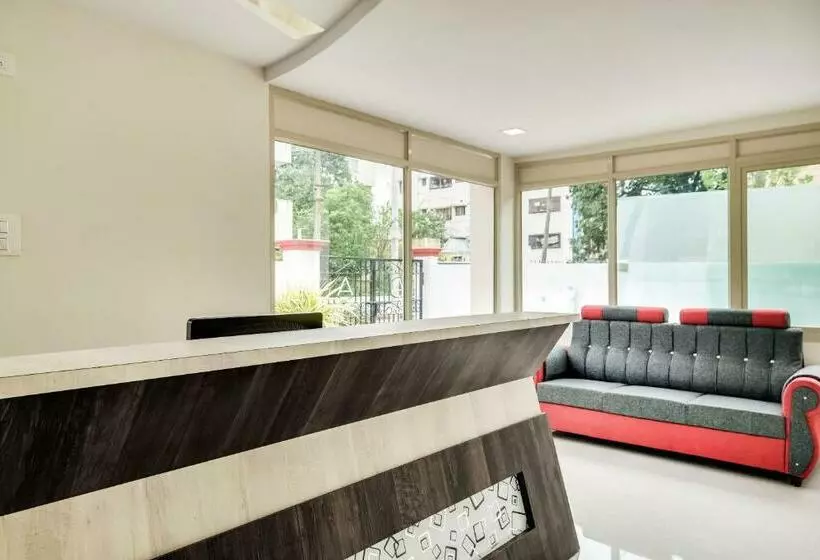 Hotelli Collection O Stay Inn Luxury Service Apartments