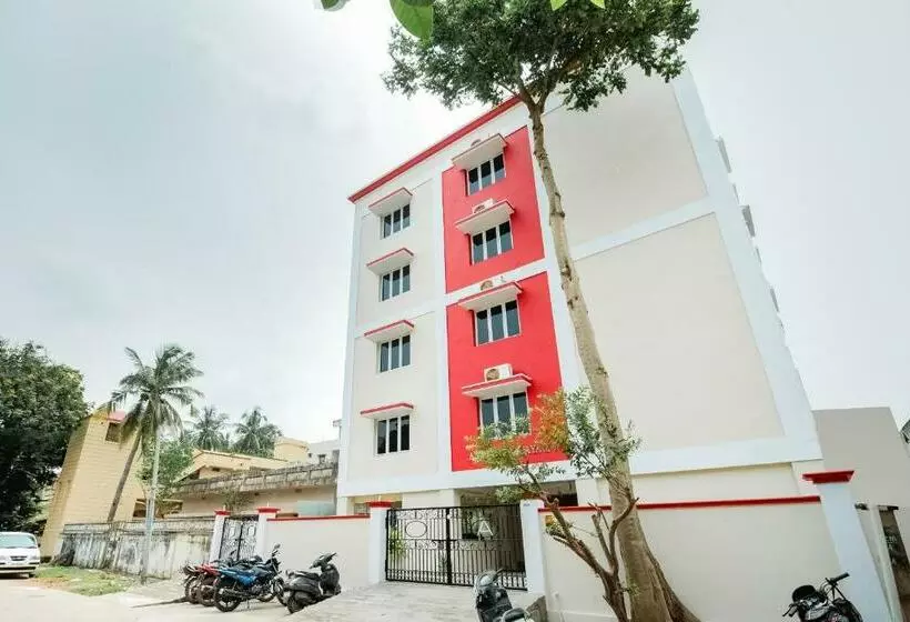 Hotelli Collection O Stay Inn Luxury Service Apartments