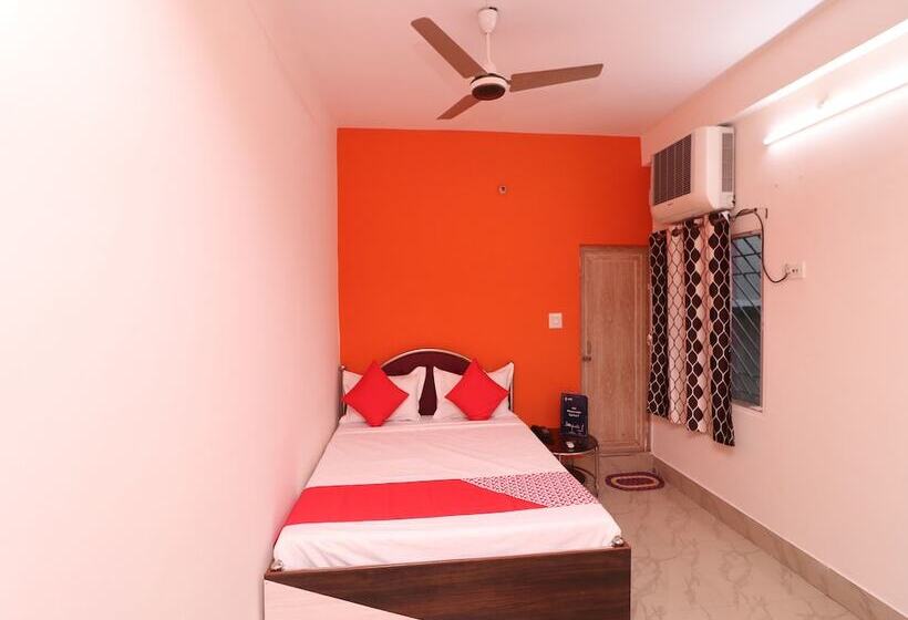 فندق Oyo 16496 Trinayani Atithi Niwas