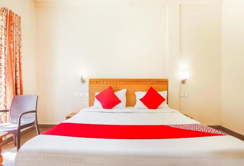 Отель Oyo 63957 Moon Shine Cottage