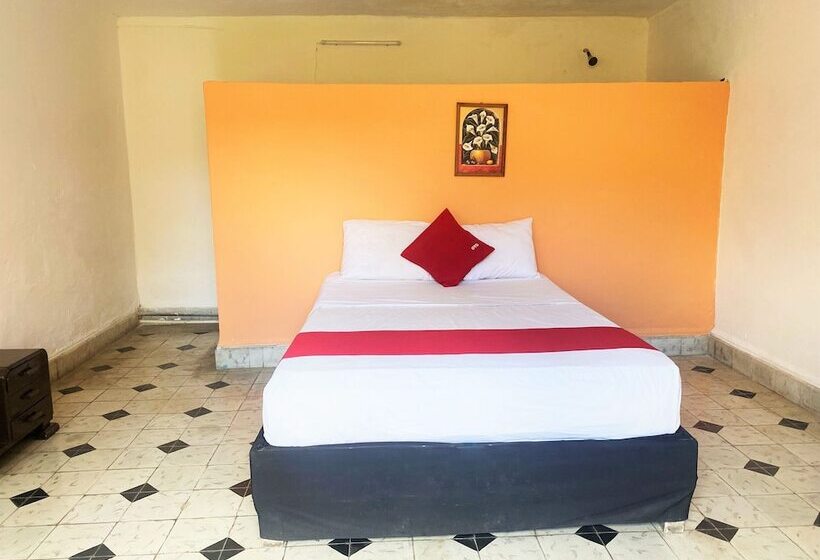 ホテル Oyo Posada Espinosa